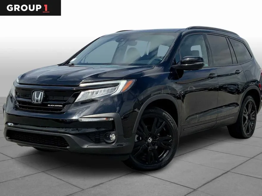 2022 Honda Pilot Black Edition photo 1