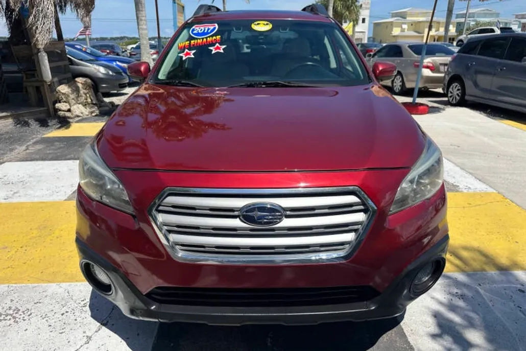 2017 Subaru Outback 2.5i Premium photo 1