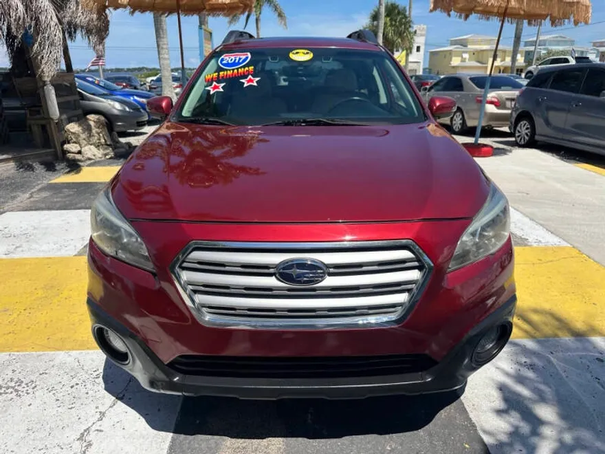 2017 Subaru Outback 2.5i Premium photo 1