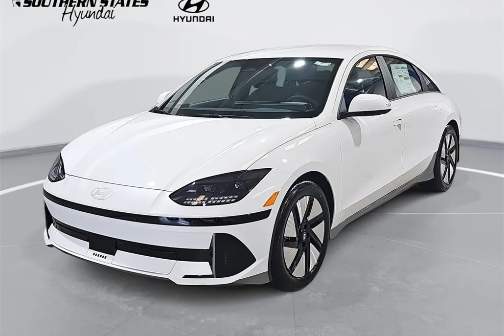 2025 Hyundai Ioniq 6 SE photo 1