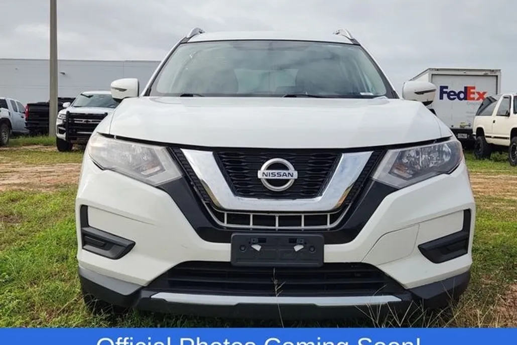 2017 Nissan Rogue S photo 1