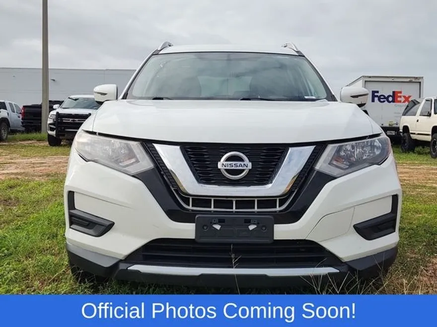 2017 Nissan Rogue S photo 1