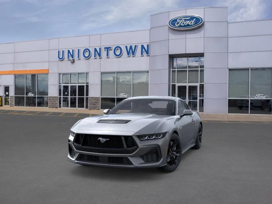 2025 Ford Mustang GT photo 1