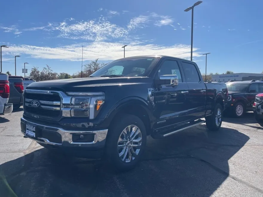 2025 Ford F-150 Lariat photo 1