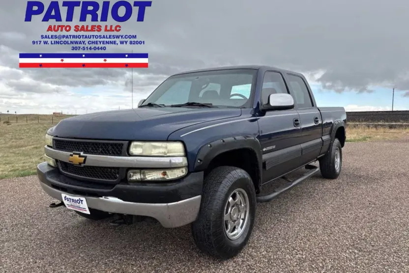 2001 Chevrolet Silverado 2500HD LS photo 1