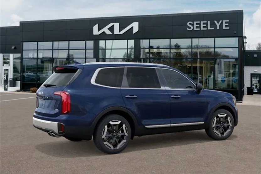 2025 Kia Telluride S photo 1