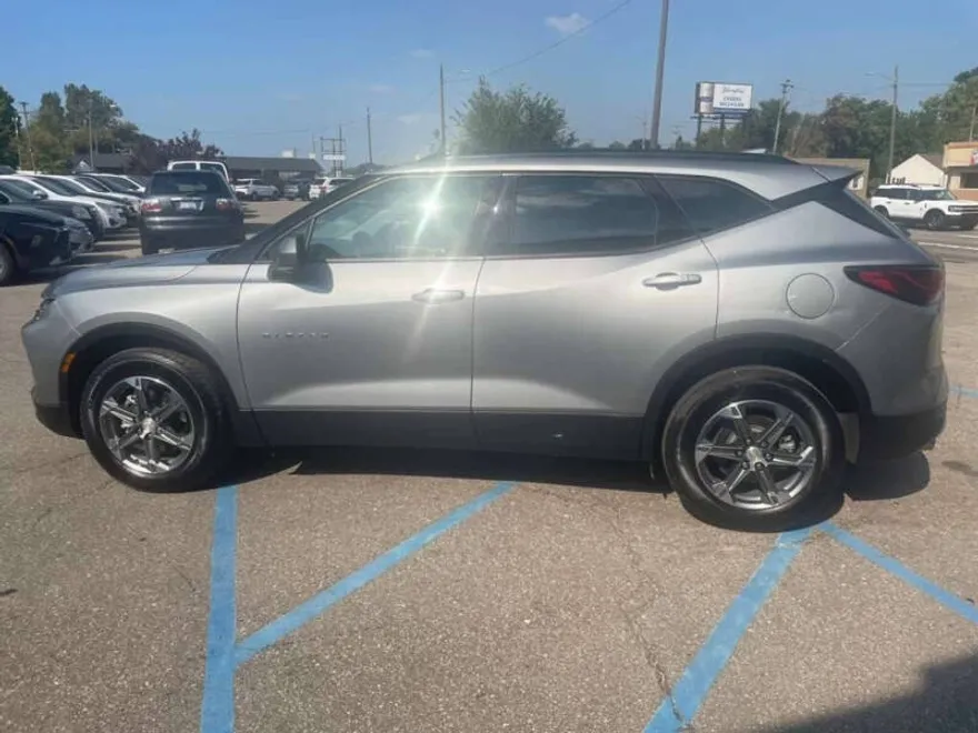 2024 Chevrolet Blazer 2LT photo 1