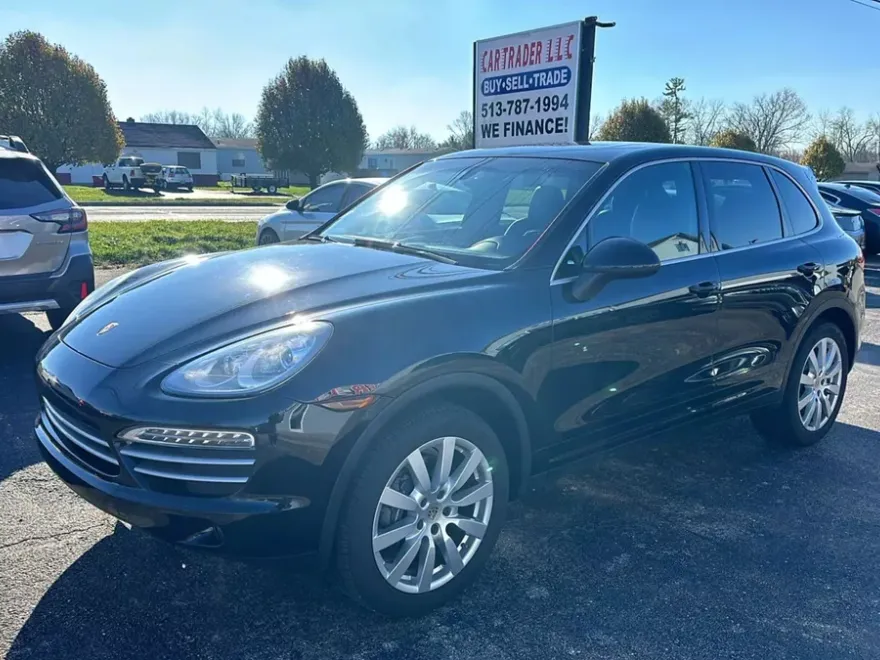 2014 Porsche Cayenne Platinum Edition photo 1
