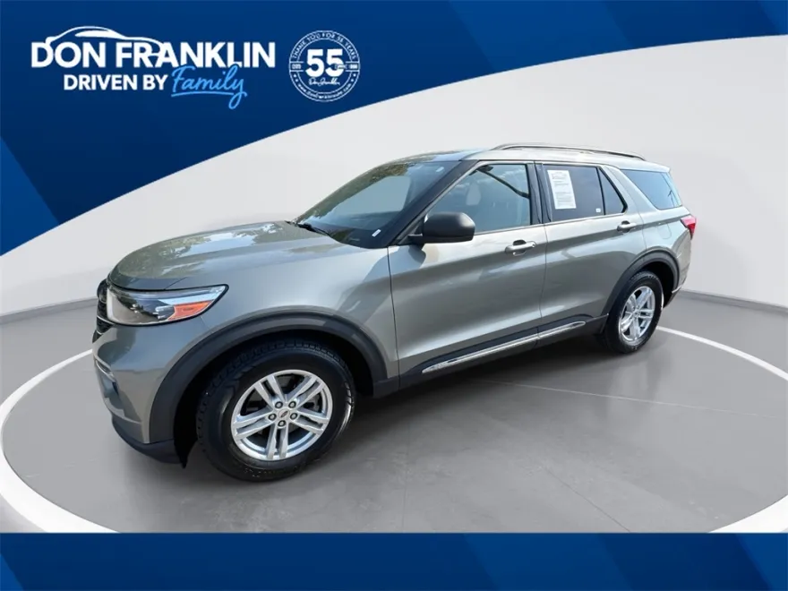 2020 Ford Explorer XLT photo 1
