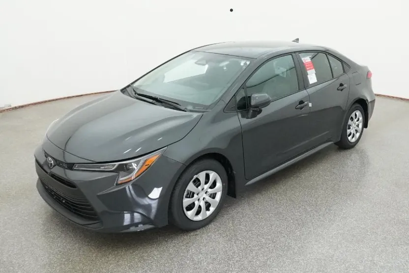 2026 Toyota Corolla LE photo 1
