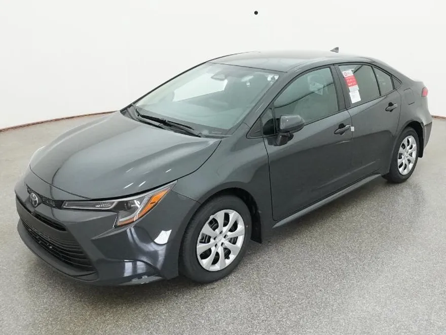 2026 Toyota Corolla LE photo 1
