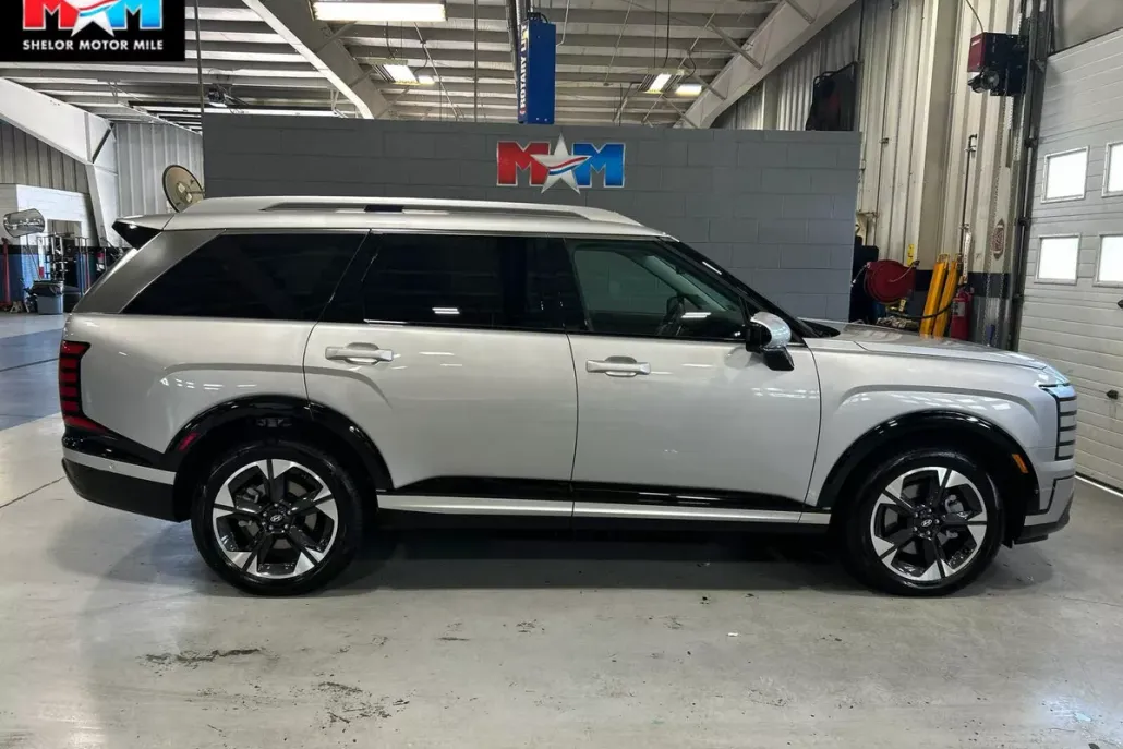 2026 Hyundai Palisade Limited photo 1