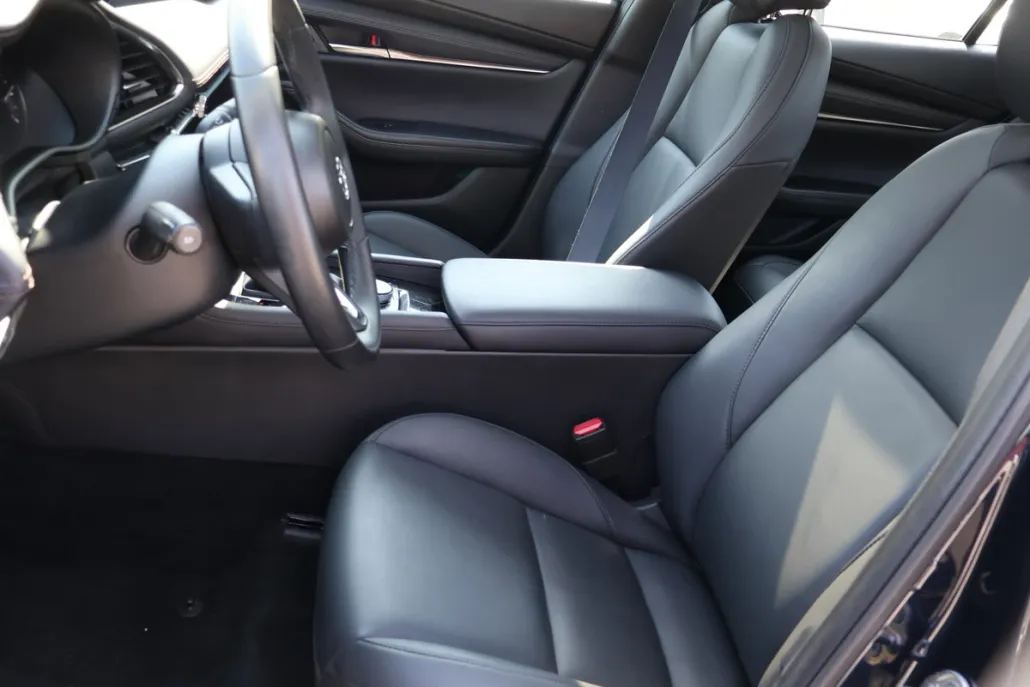 2024 Mazda Mazda3 2.5 s Preferred photo 1
