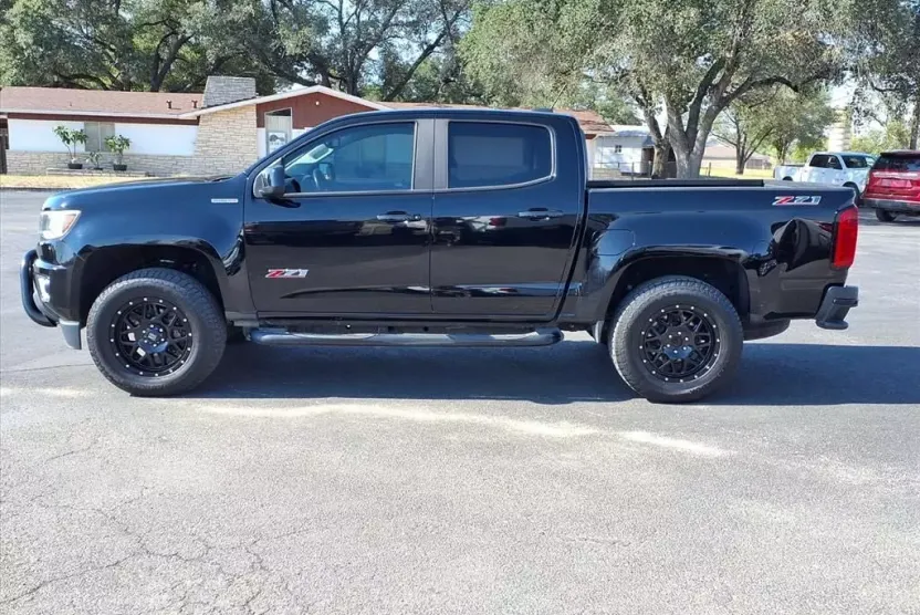 2016 Chevrolet Colorado Z71 photo 1