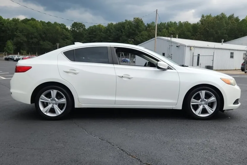 2015 Acura ILX 2.0L photo 1