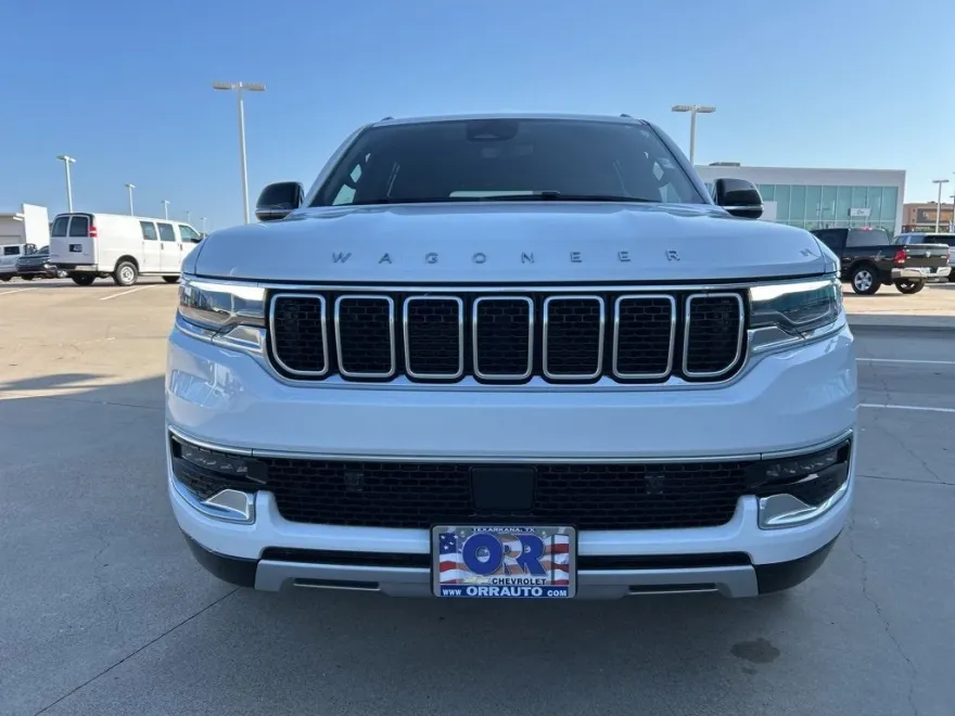 2024 Jeep Wagoneer Series II photo 1