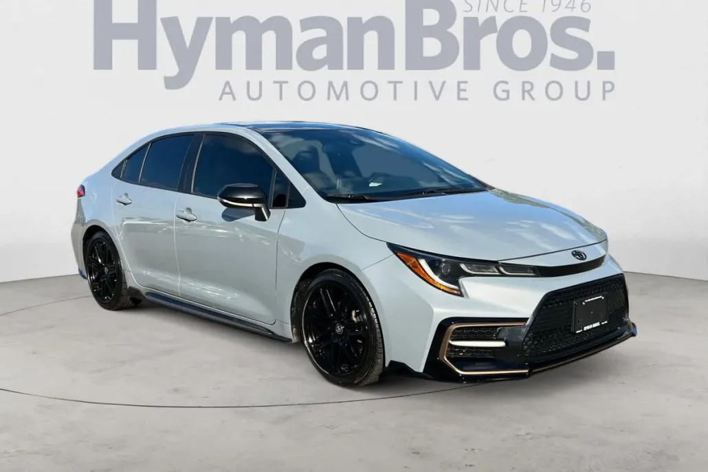 2021 Toyota Corolla SE photo 1