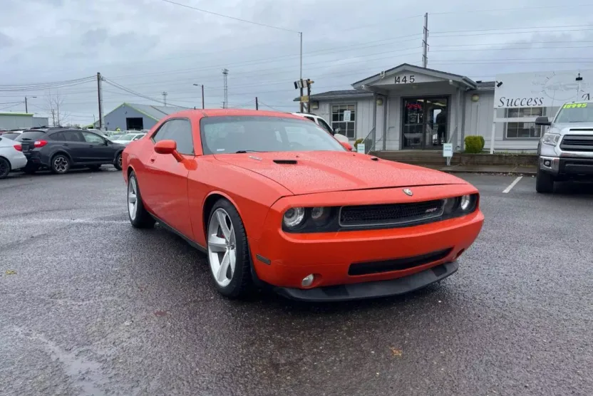 2008 Dodge Challenger SRT8 photo 1