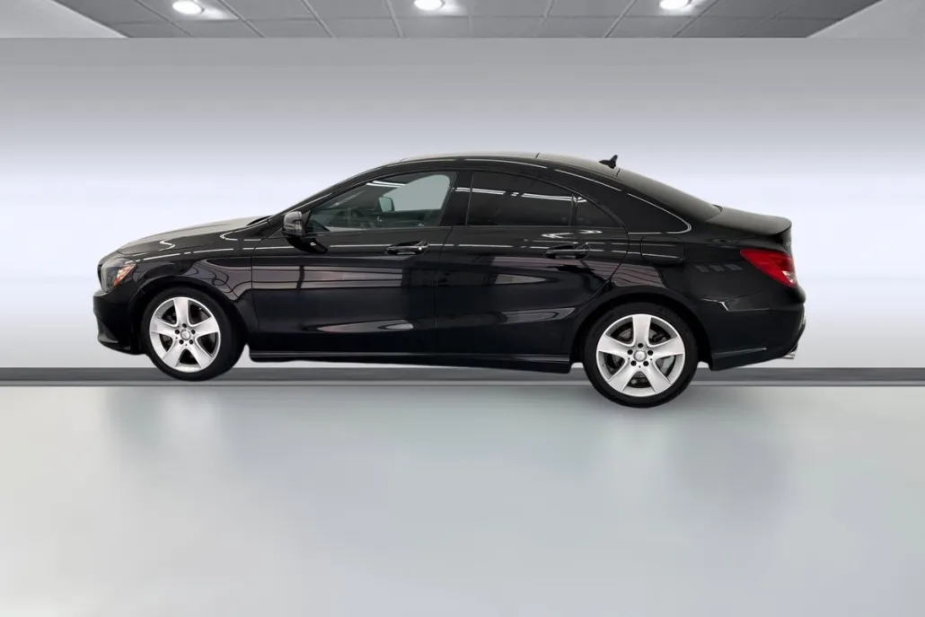2016 Mercedes Benz CLA 250 photo 1