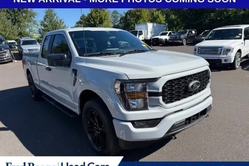 2023 Ford F-150 XL photo 1