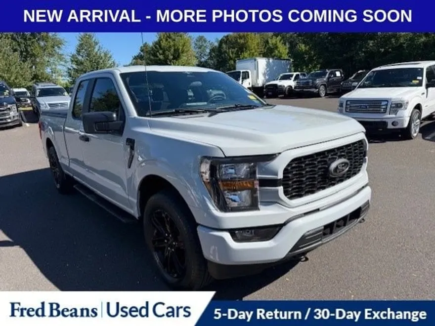 2023 Ford F-150 XL photo 1
