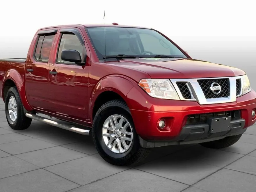 2017 Nissan Frontier SV photo 1