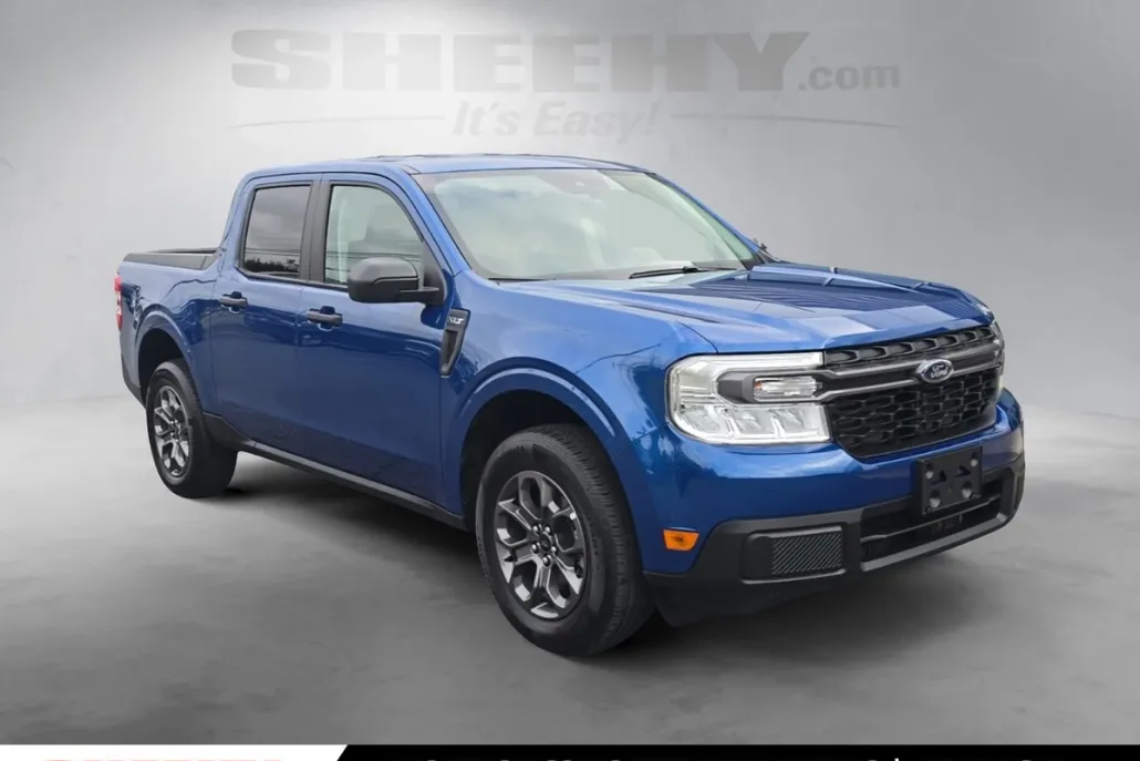 2024 Ford Maverick XLT photo 1