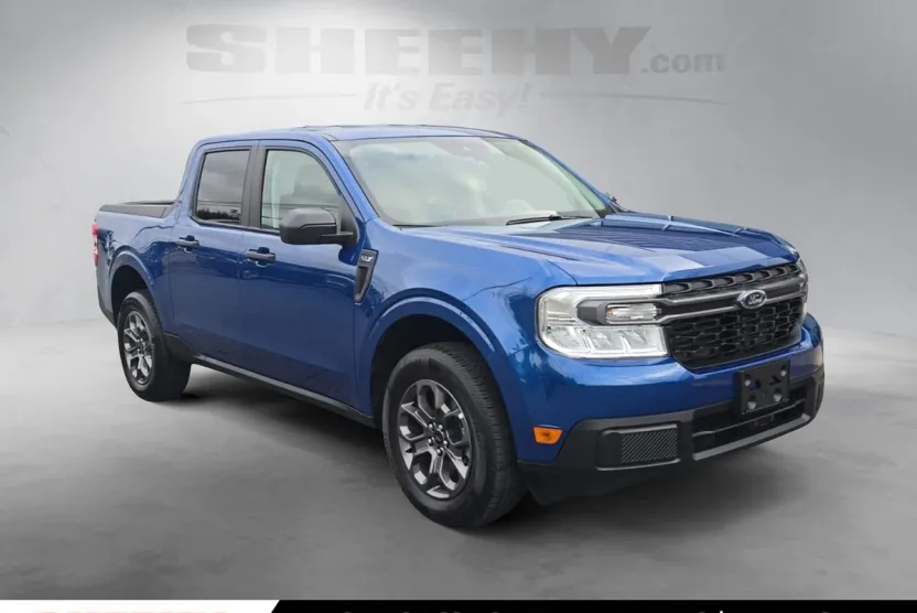 2024 Ford Maverick XLT photo 1