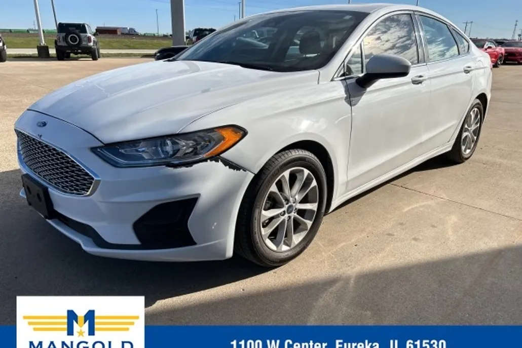 2020 Ford Fusion SE photo 1