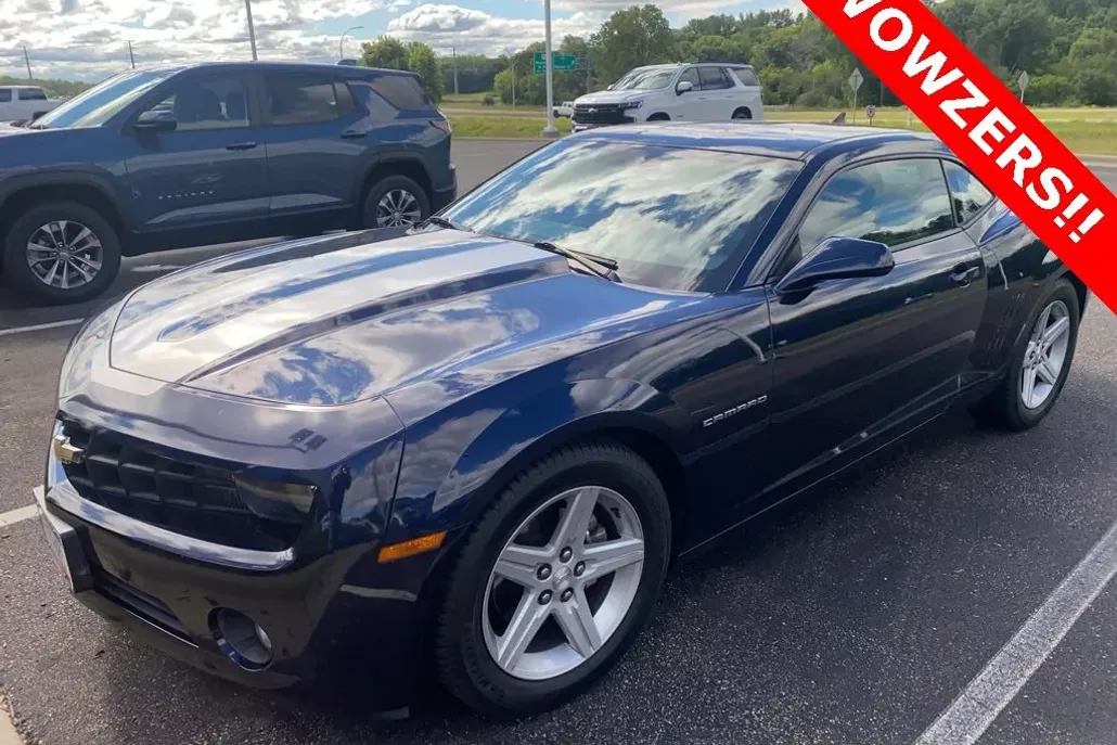 2011 Chevrolet Camaro 1LT photo 1