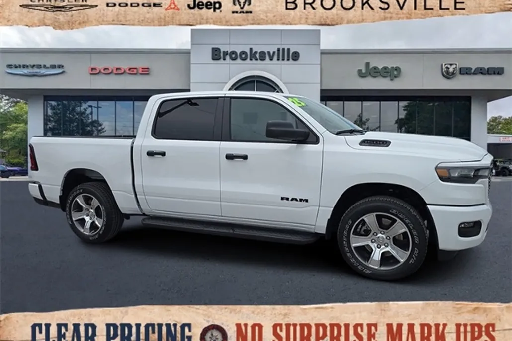 2025 Ram 1500 Tradesman photo 1