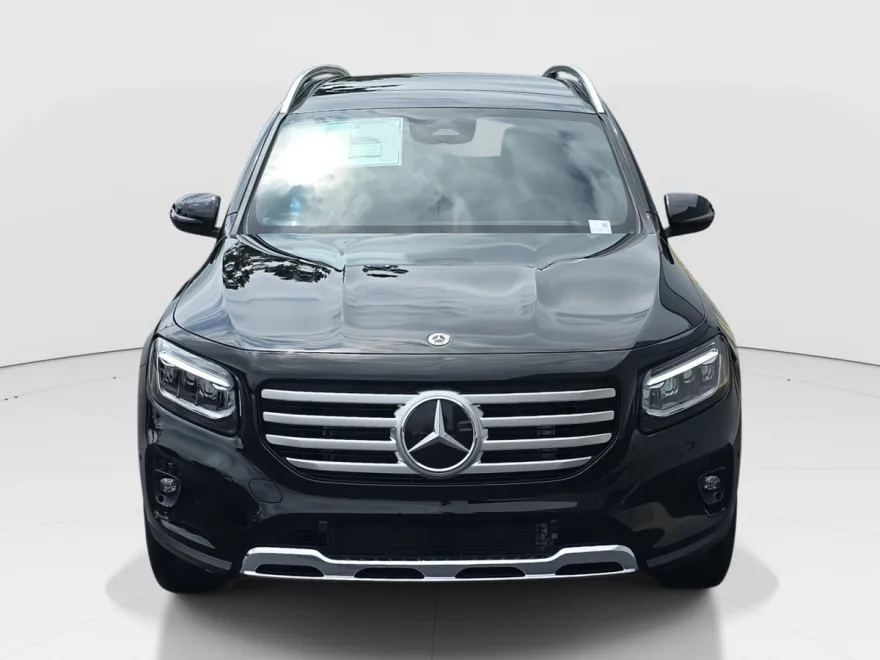 2026 Mercedes Benz GLB 250 photo 1