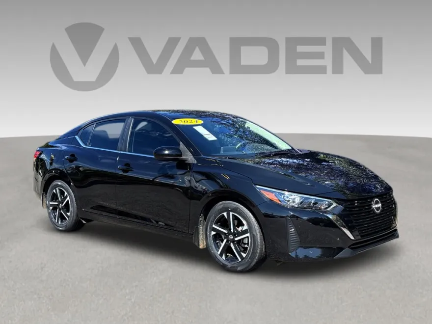 2024 Nissan Sentra SV photo 1