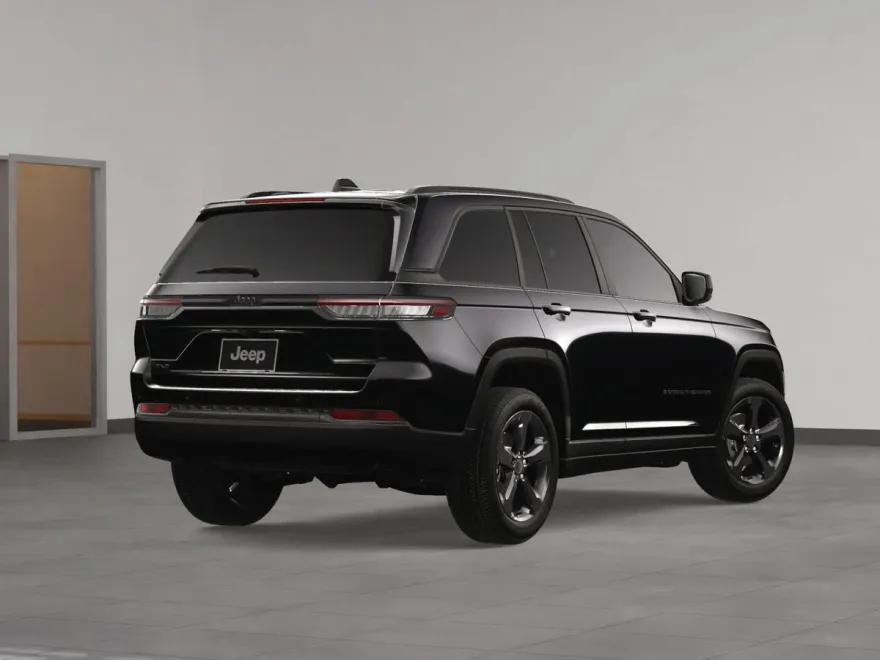 2025 Jeep Grand Cherokee Laredo Altitude X photo 1