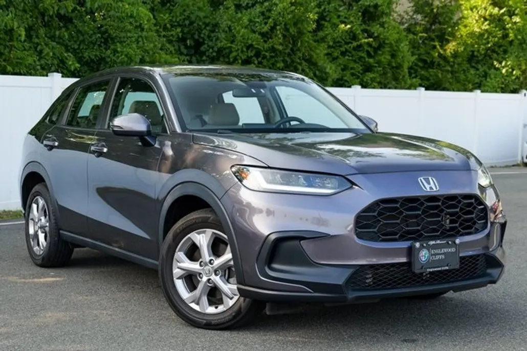 2023 Honda HR-V LX photo 1