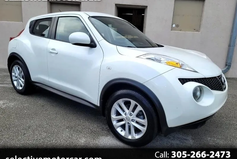 2014 Nissan Juke S photo 1