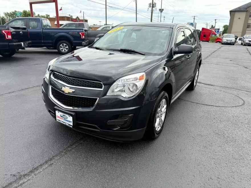 2013 Chevrolet Equinox LS photo 1