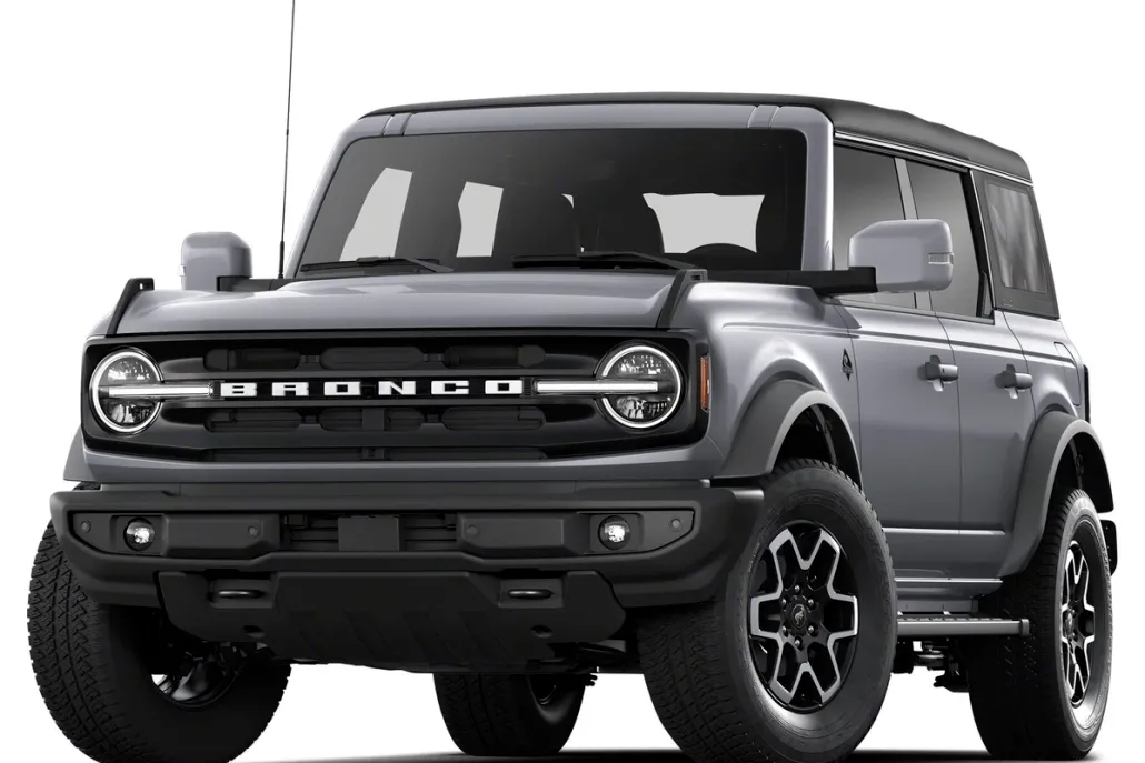 2025 Ford Bronco Outer Banks photo 1