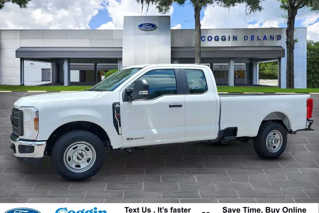 2025 Ford F-350 XL photo 1