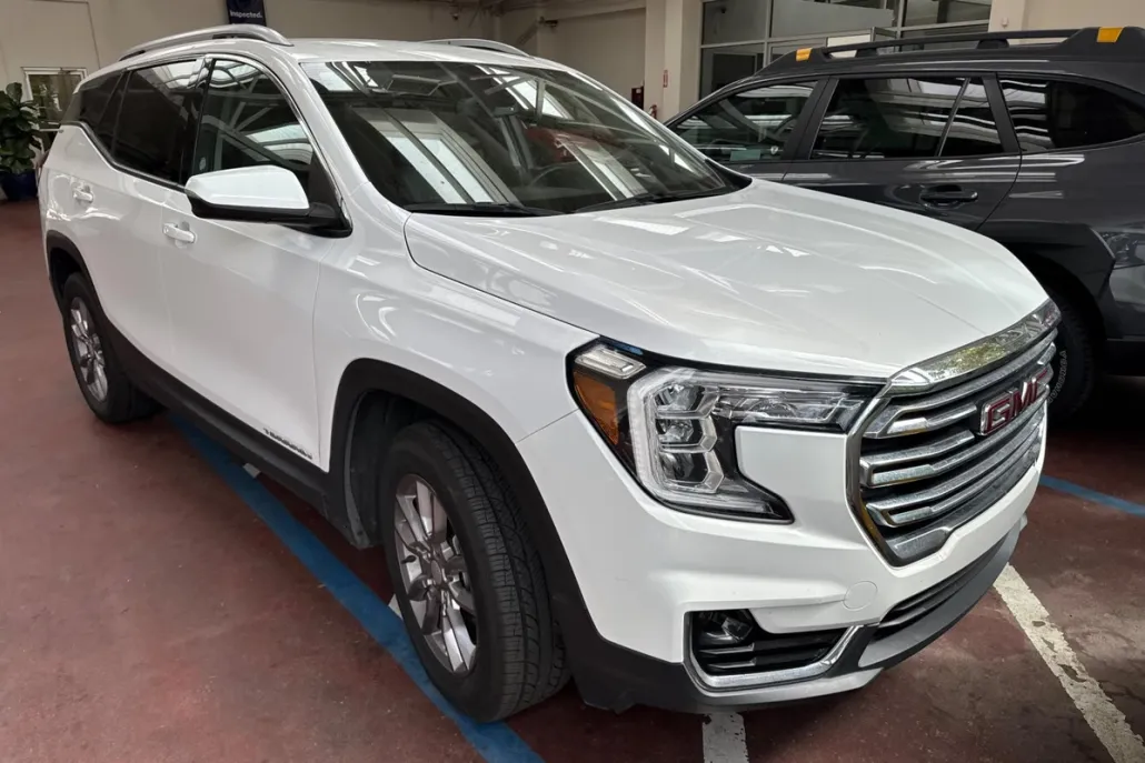 2023 Gmc Terrain SLT photo 1