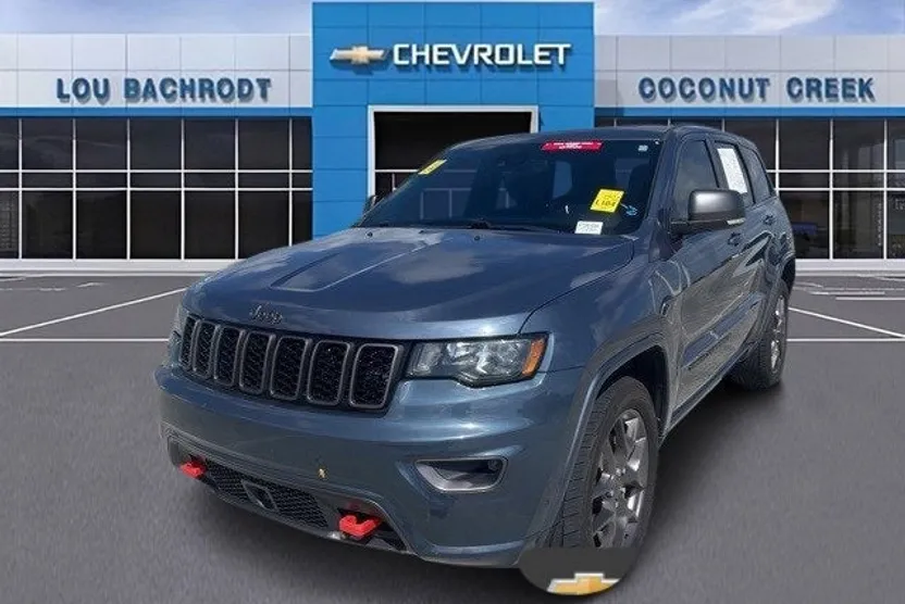2021 Jeep Grand Cherokee Anniversary Edition photo 1
