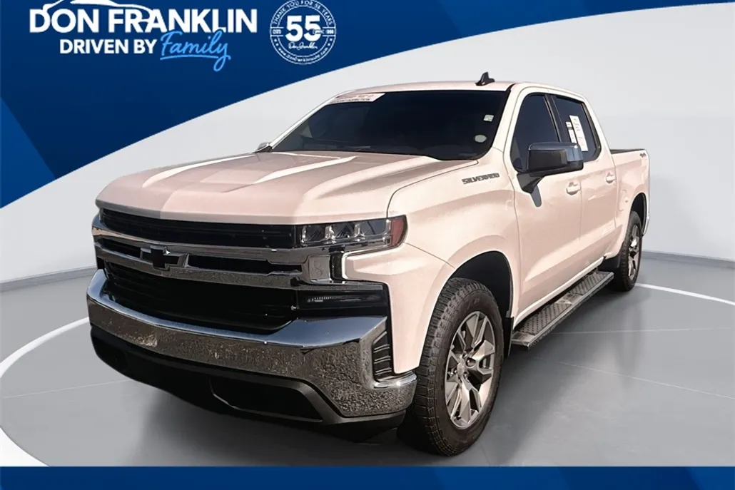 2022 Chevrolet Silverado 1500 LT photo 1