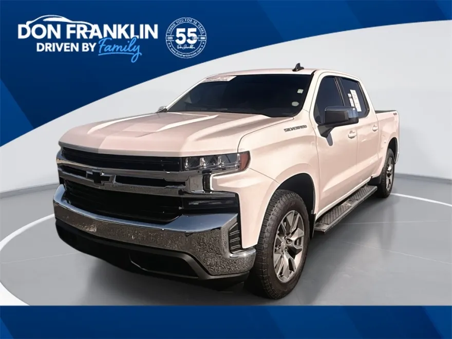 2022 Chevrolet Silverado 1500 LT photo 1