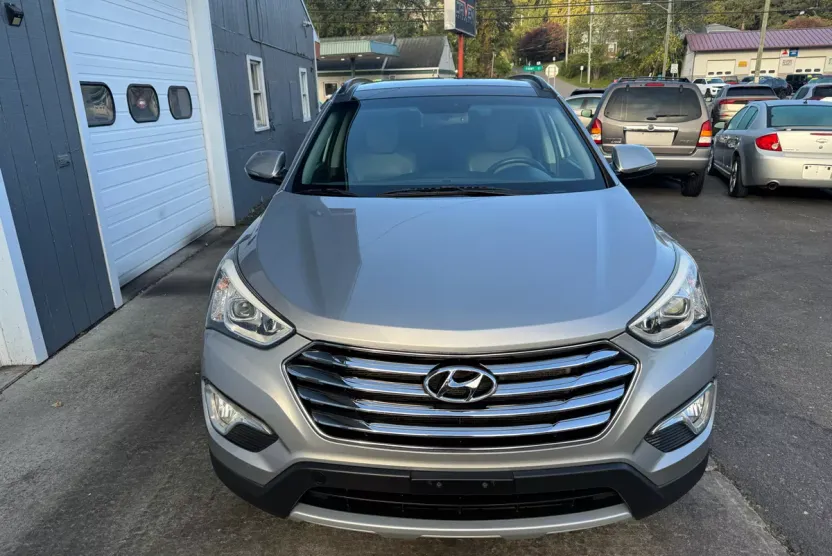 2016 Hyundai Santa Fe Limited Ultimate photo 1