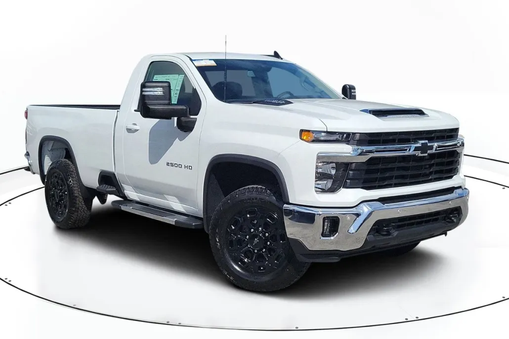 2025 Chevrolet Silverado 2500HD LT photo 1