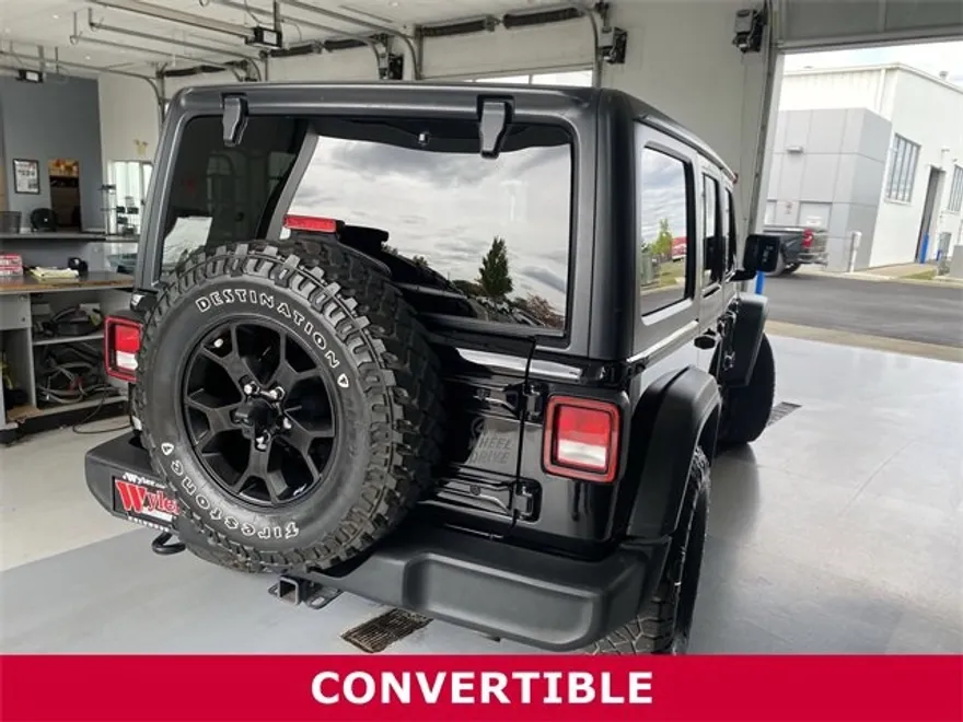 2021 Jeep Wrangler Unlimited Willys photo 1