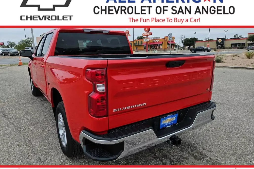2024 Chevrolet Silverado 1500 LT photo 1