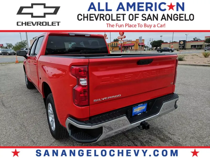 2024 Chevrolet Silverado 1500 LT photo 1