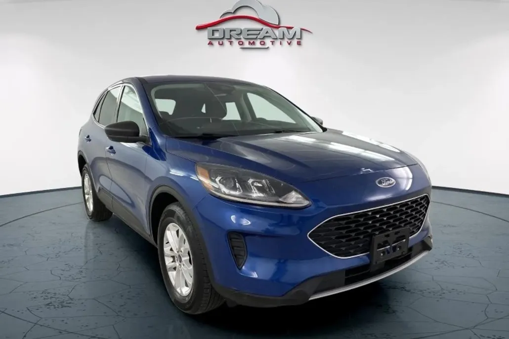 2022 Ford Escape SE Hybrid photo 1