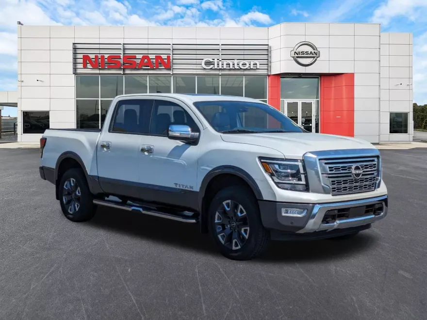 2024 Nissan Titan Platinum Reserve photo 1